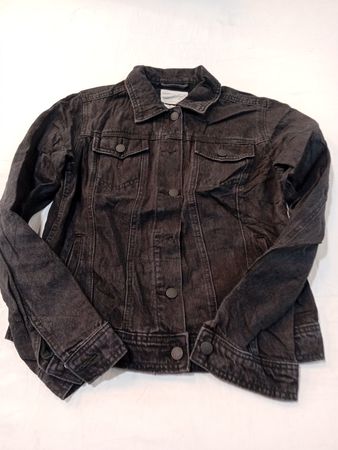 Universal Thread Freborn Jacket