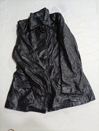 Veste en cuir noire