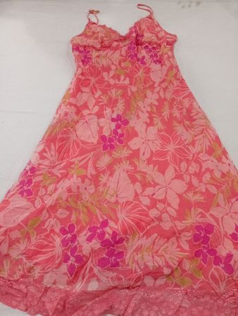 Robe florale rose