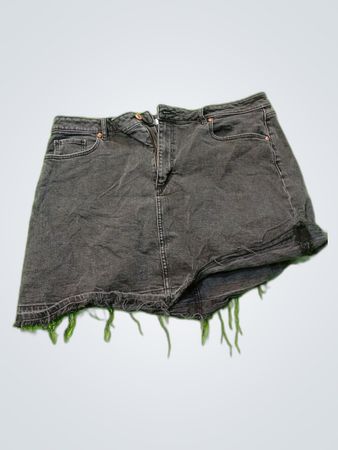 Shorts en denim gris