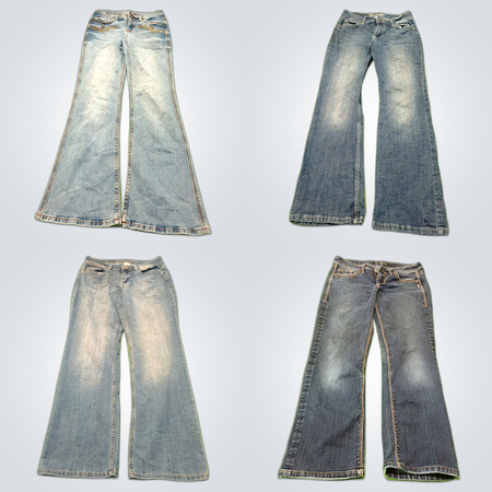 Bundel aus Flare- und Bootcut-Jeans