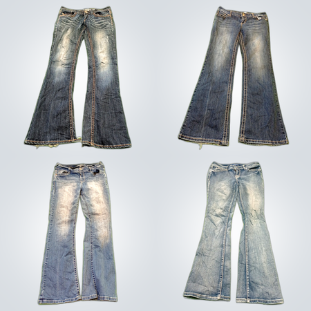 Low-Rise Flare Jeans Bundle