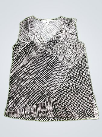 Jones Studio Black and White Patterned Top