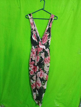 Haute Fox Floral Midi Dress