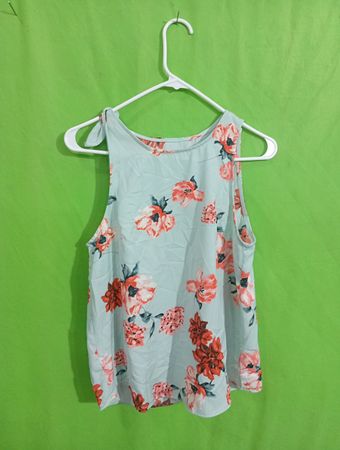 Floral Print Sleeveless Top