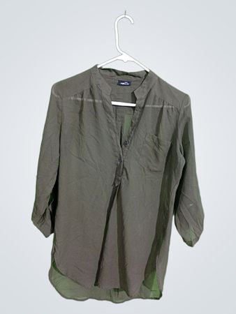 Gray Long-Sleeve Shirt