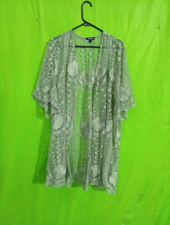 Torrid Floral Lace Kimono Cardigan