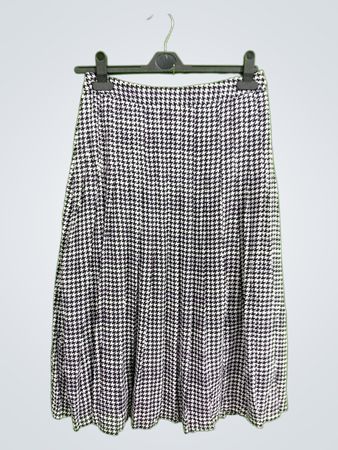 White House Black Market Houndstooth Skirt