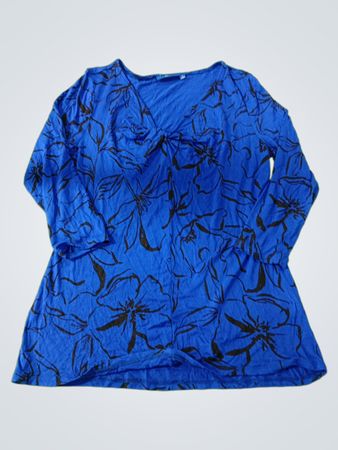 APT.9 Blue Floral Long Sleeve Top