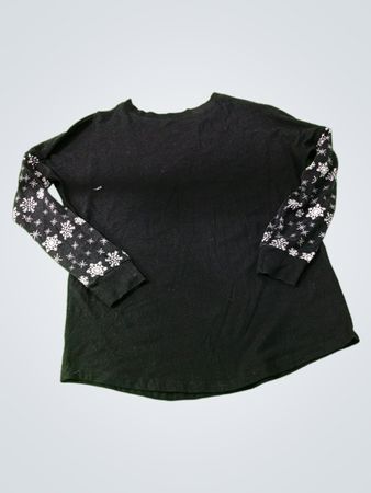 Black Long Sleeve Christmas Shirt with 'OH Deer' Design
