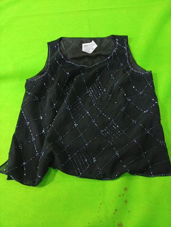 R&M Richards Women's Petite Black Beaded Sleeveless Top