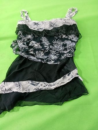 Black and white patterned dress