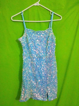 Lulus Pailletten-Mini-Kleid