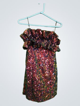 Glitzernde Rüschentop-loses Kleid