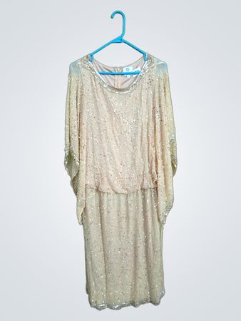 Beiges Pailletten Kleid