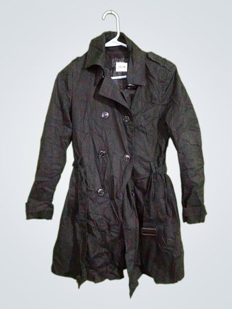 Stradivarius Black Double-Breasted Trench Coat