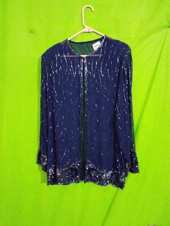 Marineblaues, besticktes, transparentes Jacket