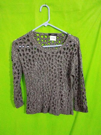 Forever 21 verzierter Cut-out-Top