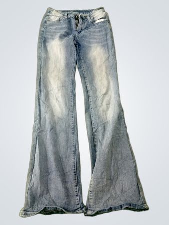 Bell Bottom Jeans with Decorative Pockets