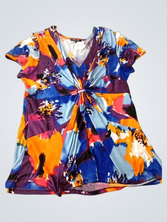 Daisy Fuentes Women's Floral Print Short Sleeve Top