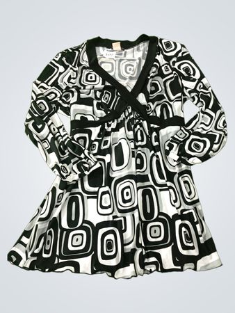 Black and White Geometric Print Dress