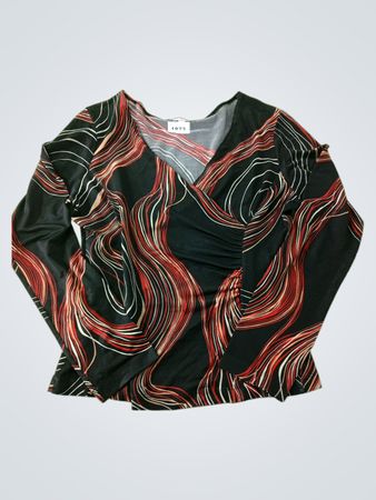 Moa Moa Women's Black Red Swirl Print Long Sleeve V-Neck Top