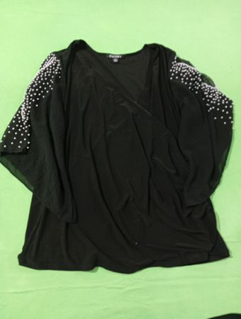 ROZ & ALI Woman 1X Black Embellished Top