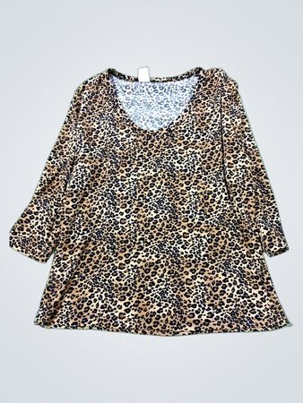 Chemise à manches longues en V à imprimé léopard