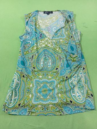 Jones New York Signature Ärmelloses Paisley-Druck-Top