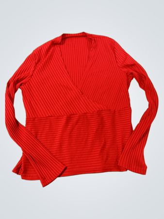 Roter gerippter Wickeloberteil