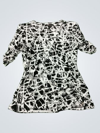 Style & Co Schwarz-weißes abstraktes Drucktop