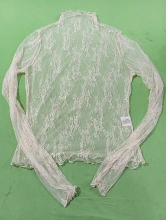 Durchsichtige Spitzen-Bluse mit Mock-Neck