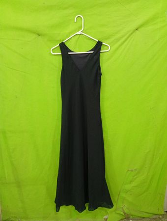 ALYN PAIGE Schwarzes ärmelloses Maxikleid
