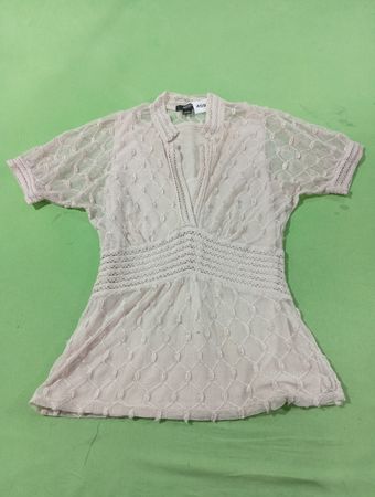 Alfani Petite Damen Spitze Overlay V-Ausschnitt Top