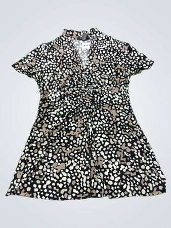 Alfani Damen Abstract Print Mock Neck Ruched Kurzarm Top