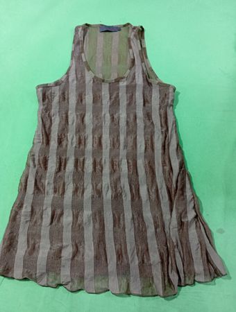 Schönes Engel gestreiftes Tank-Top