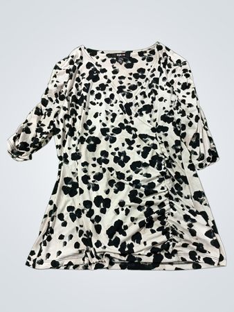 Style & Co. Damen Tierdruck Raffung V-Ausschnitt Oberteil