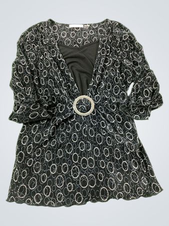 COVINGTON Damen Schwarz Weiß Kreisdruck Faltenbluse mit Ringdetail