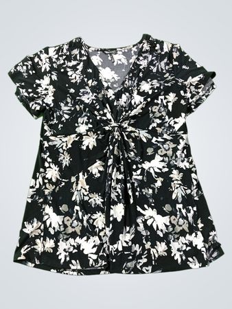 Daisy Fuentes Floral Print V-Neck Top