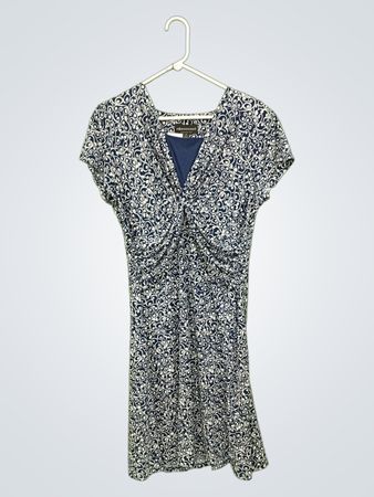 eAnnected apparel marineblau-weißes Wirbelmuster gerafftes V-Ausschnitt-Kleid Größe 14