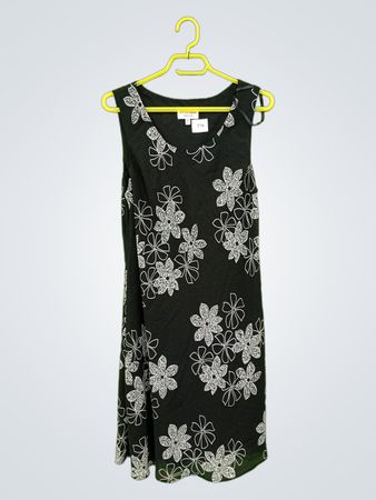 STUDIO I PETITE Schwarzes Floral ärmelloses Kleid