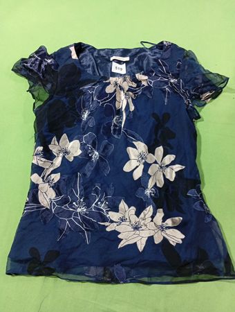 Jacques Vert Blau Floral Druck Transparente Ärmeln Top