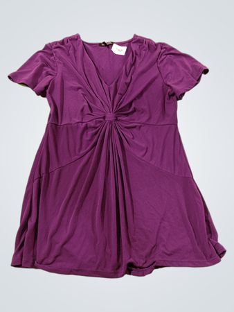Daisy Fuentes Lila Strickkleid