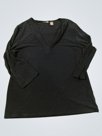 Oberteil mit V-Ausschnitt und langen Ärmeln für Frauen in Schwarz von East 5th