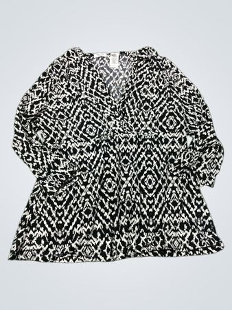 Liz & Co. Petite Schwarz-weiß gemusterte Bluse