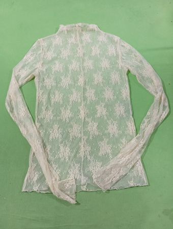 Durchsichtiger Spitzen-Top mit Mock-Neck