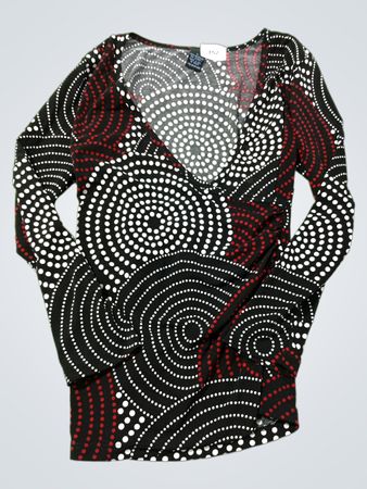 Schwarzes und weißes Polka-Dot-Print Wickeloberteil