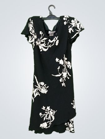 Dressbarn Schwarzes Blumendruck-Midikleid