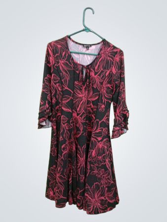 Sami & Jo Damen Blumendruckkleid