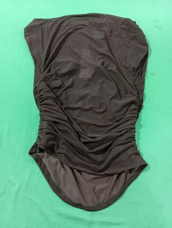 Raffiniertes braunes Top